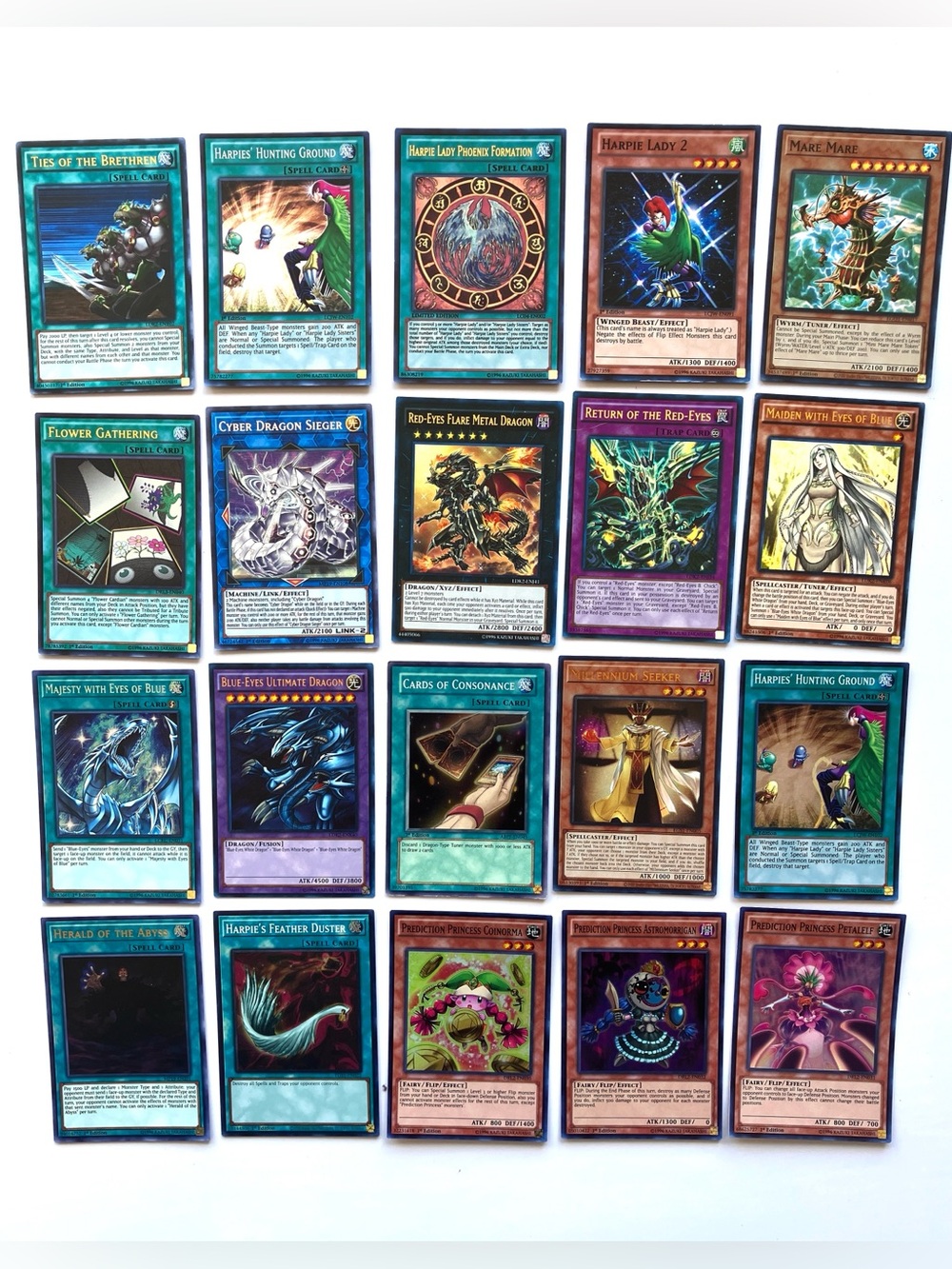 Holographic Yu-Gi-Oh! 20 Card Lot Blue-Eyes Red-Eyes Harpie Cyber Dragon